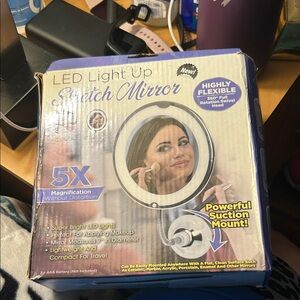LED Light Up Makeup Mirror with Suction Mount